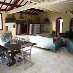 Le Moulin De Saint-aulaye 招待所 3*