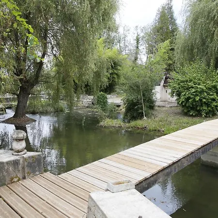 Le Moulin De Saint-aulaye Maison d'hôtes Saint-Aulaye-Puymangou