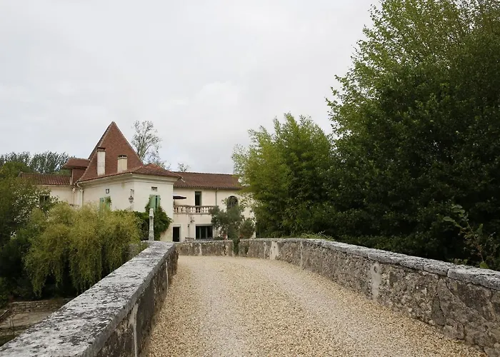 Le Moulin De Saint-aulaye